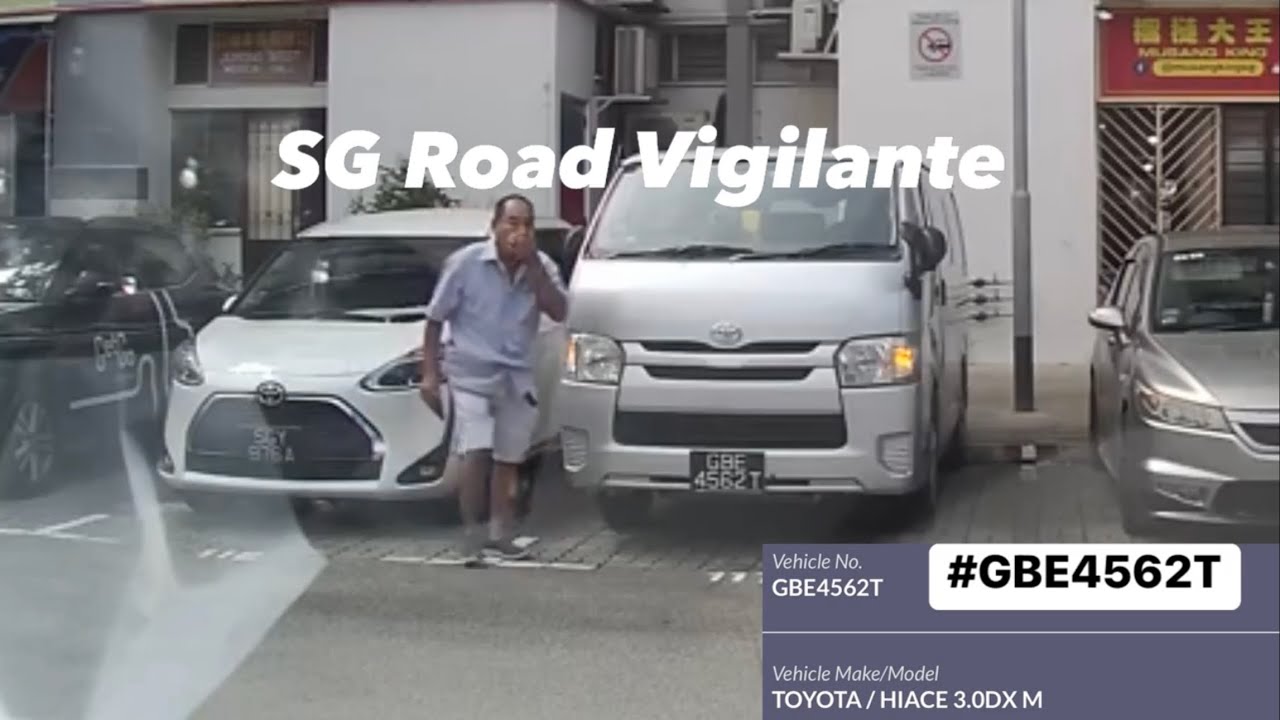 toyota hiace smash door against side mirror & A pillar of toyota sienta