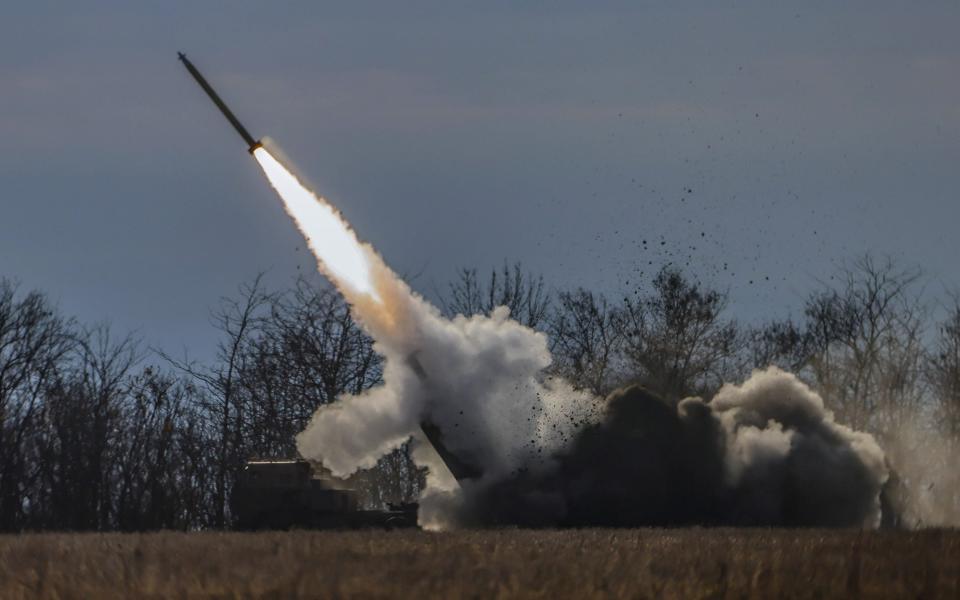 Russian soldiers killed in Himars strike on holiday resort turned barracks