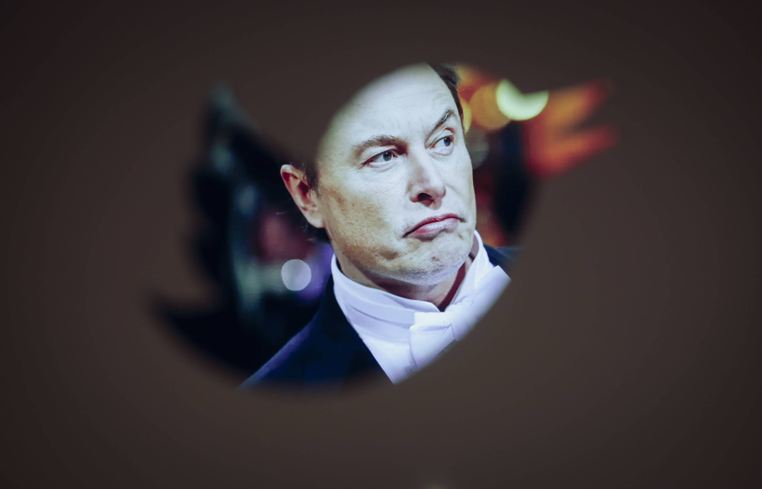 Elon Musk Insisted That The Crowd That Booed Him At A Dave Chappelle Show Were Actually Cheering For Him