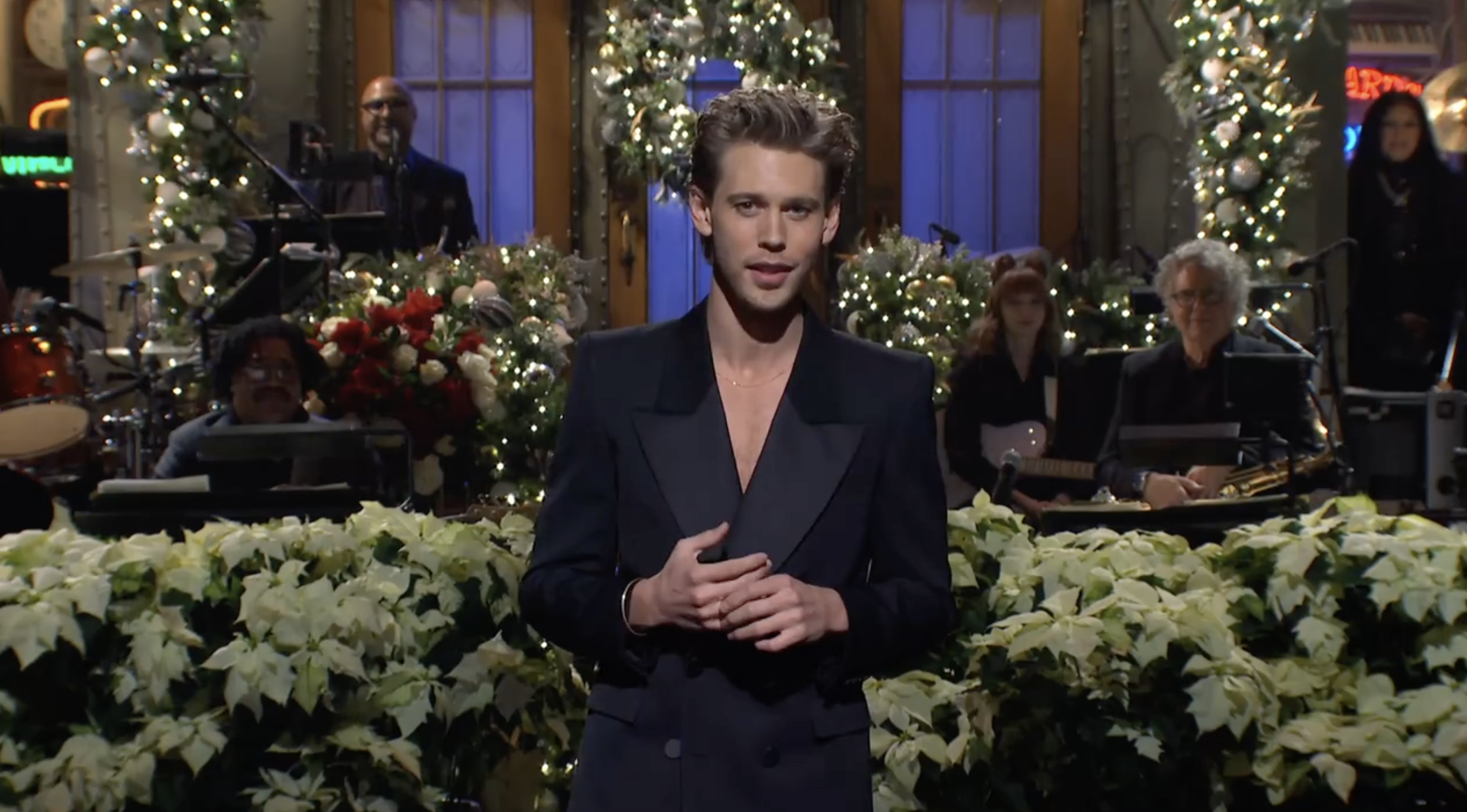 Saturday Night Live recap: Austin Butler hosts Cecily Strong's last episode with musical guest Lizzo