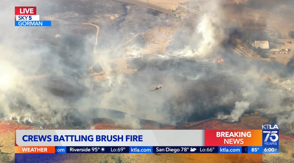 ‘Look at that — wow!’ Fire tornado outside LA leaves cameraman lost for words