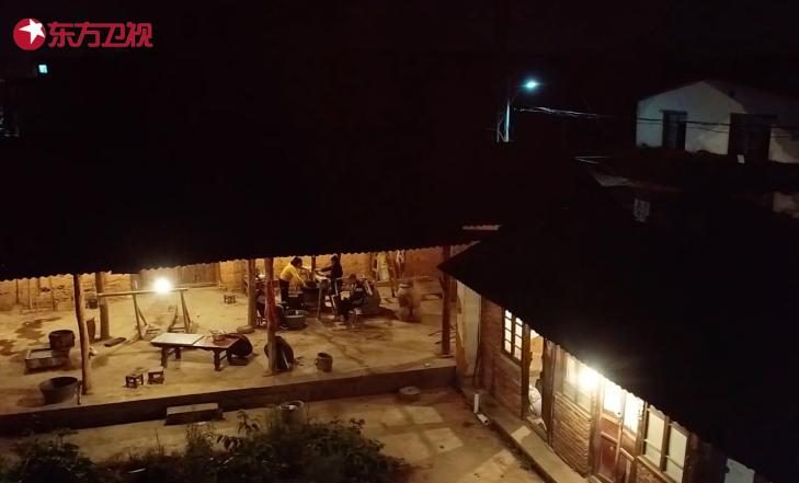 《梦想改造家》将传统手工艺融入建筑改造 设计师为白族夫妇圆梦传承