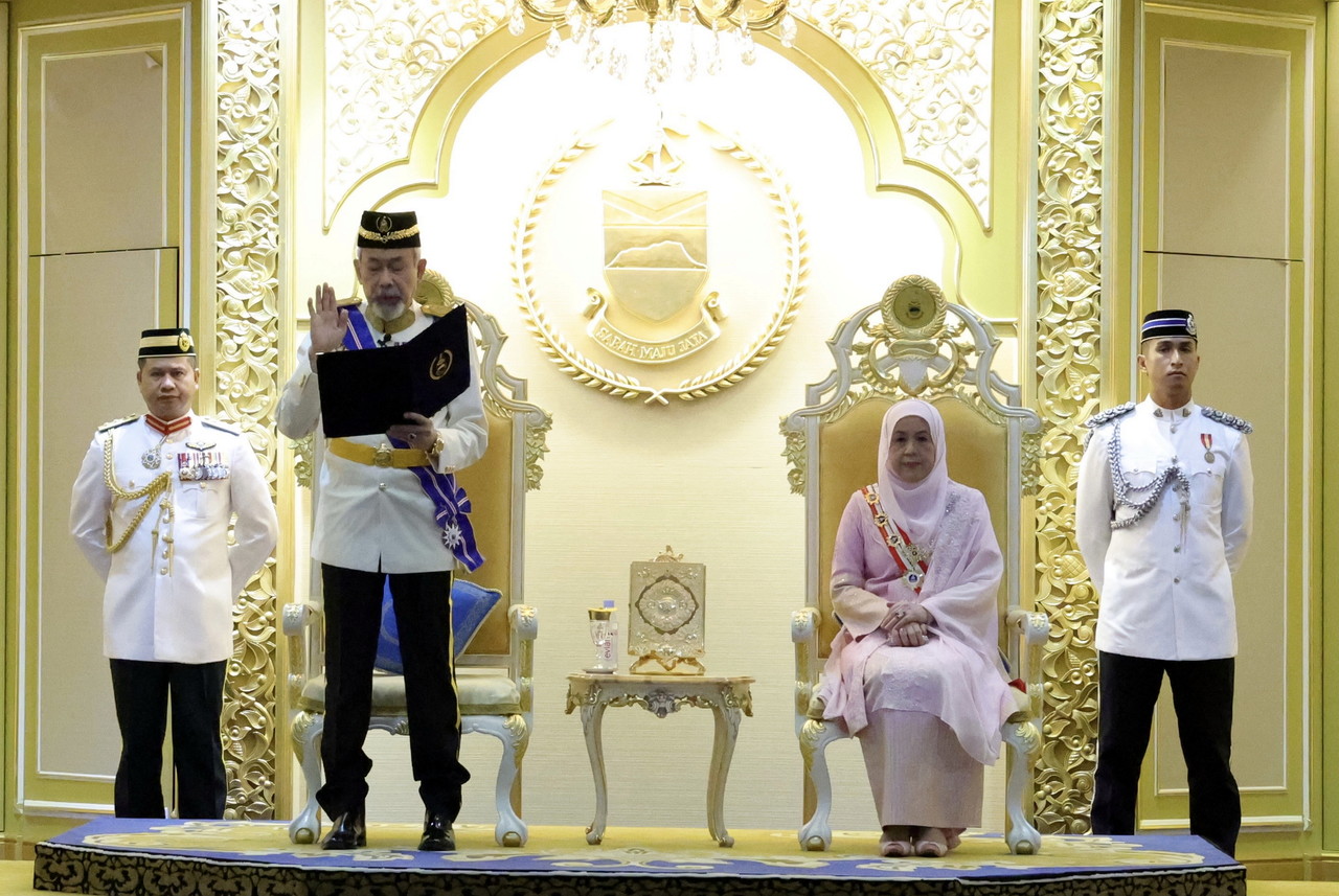 Tun Juhar sworn in for fourth term as Sabah Yang di-Pertua Negeri