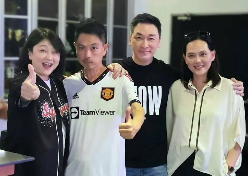 'We haven't met for over 10 years': Former actress Zeng Huifen makes rare appearance at Chew Chor Meng's new bistro bar