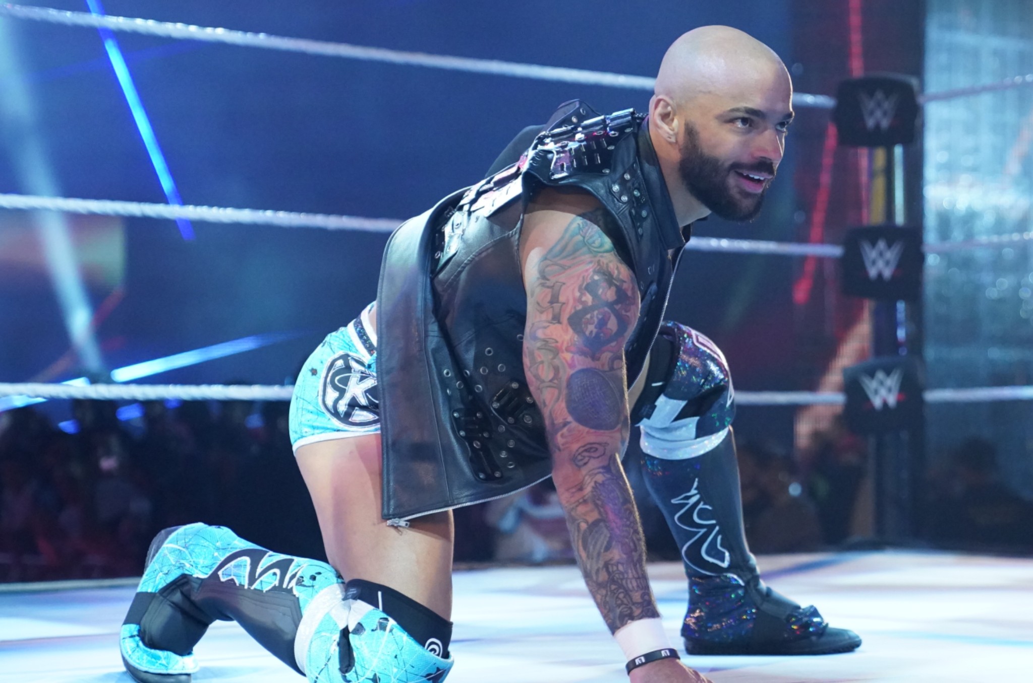 Ricochet tried to stop WWE doctors from treating bloody injury so he could recreate gruesome Stone Cold moment