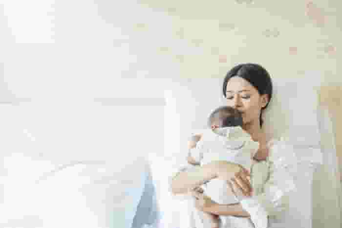 What Is the Newborn Scrunch? Learn What This Trend on Tiktok Is All About