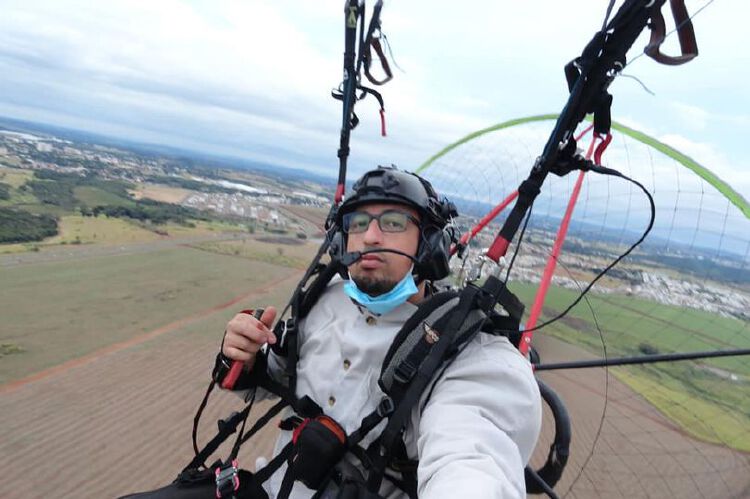 Witness This Heartbreaking Goodbye: Baumgartner'S Partner'S Video - gtnfwq3