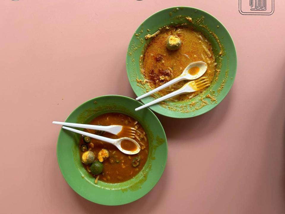 Hassan Stall: Old-school kampung-style mee rebus & laksa since 1959 at Changi Village Hawker Centre