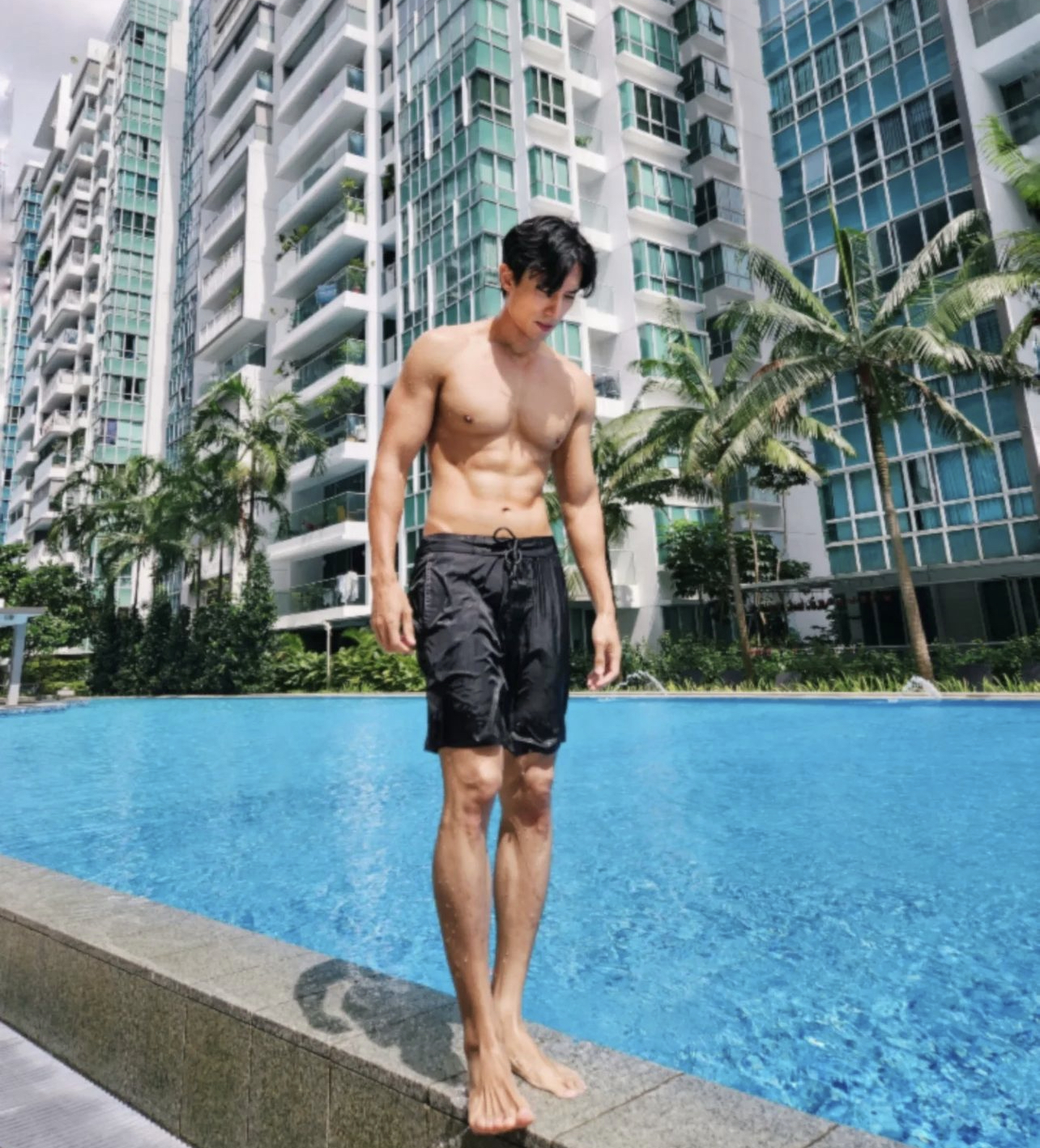 Desmond Tan Shares Shirtless Poolside Pics "As A Reason To Watch [His Drama] Strike Gold"