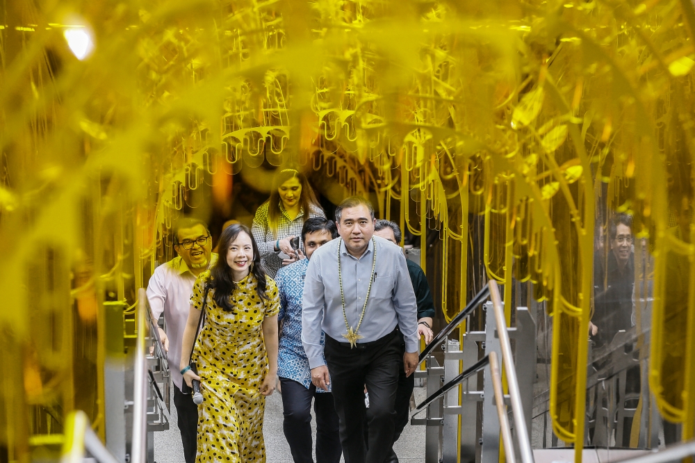 Arts on the Move marks return with Mah Meri dance at Pasar Seni MRT station