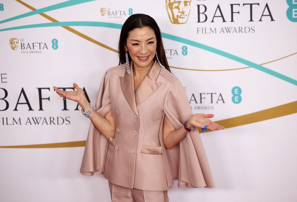 Michelle Yeoh on working with Ariana Grande on 'Wicked': 'I walk onto set and hear angels sing'