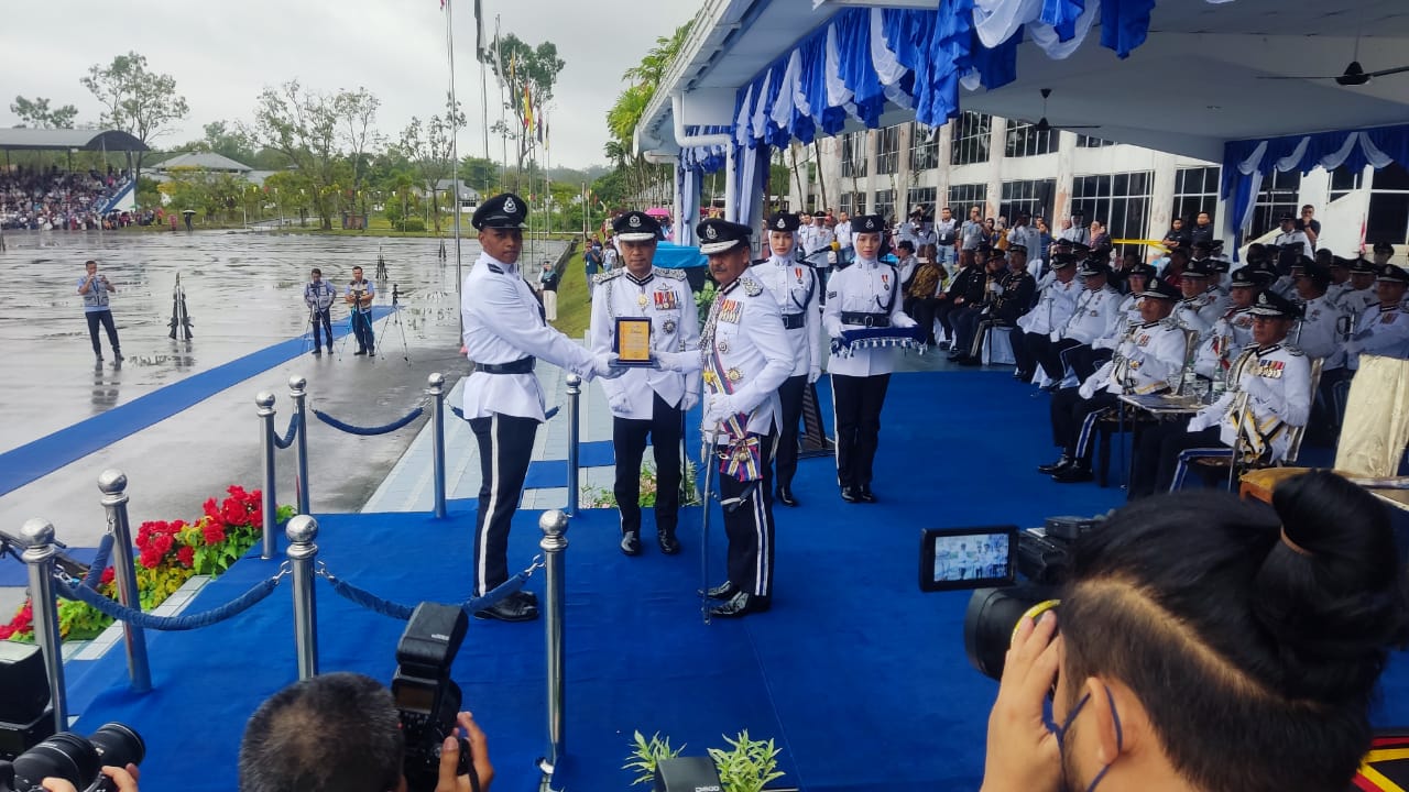 440 trainees complete police training at Pulapol Kuching