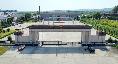 东宁公路口岸旅检通关24日起正式恢复，中俄人员正常往来