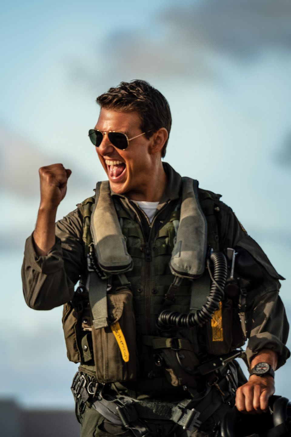 Tom Cruise describes the "disguise" he uses to watch his own new releases in cinemas