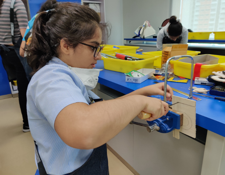 What Does a “School of the Future” Look Like & How Does it Prepare Your Child?