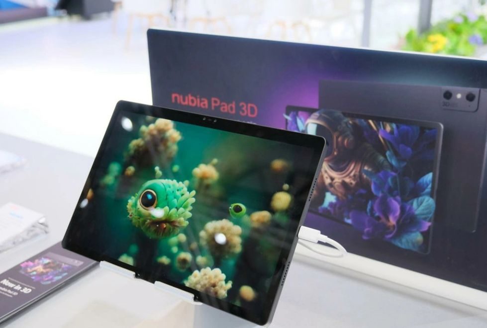 努比亚 Pad 3D、AR 眼镜亮相MWC 2023，可实现全场景3D应用
