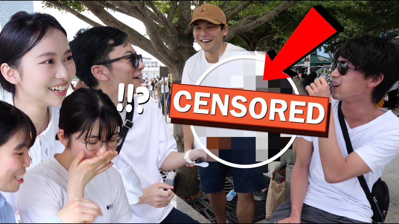 Japanese Girls try Singapore’s MOST Iconic Food for the first time!