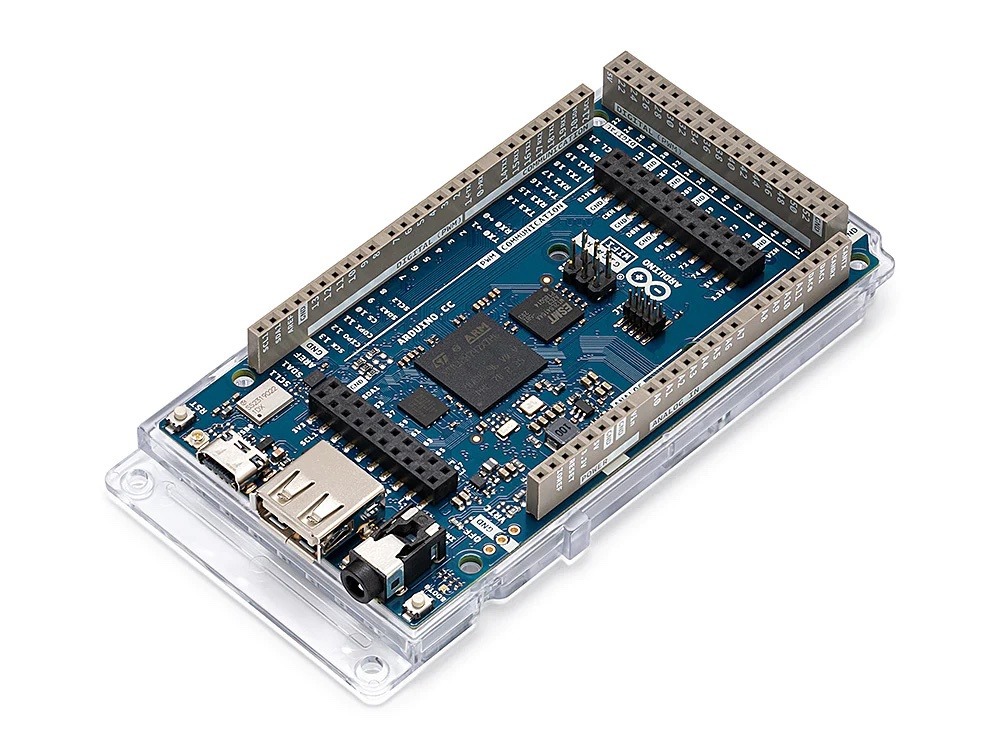 Arduino 推出新款开发板 GIGA R1 WiFi，提供 76 个 GPIO 引脚