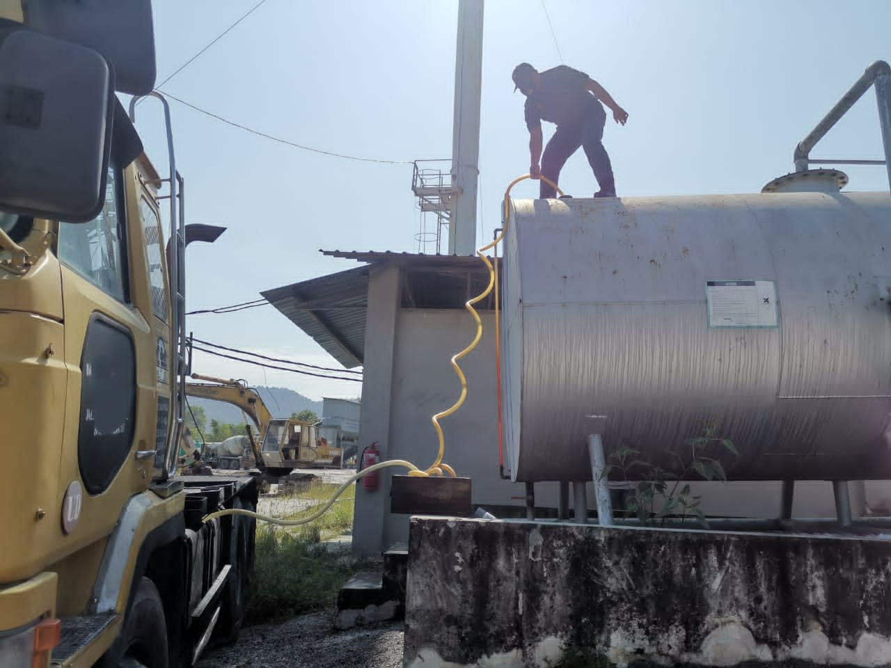 一天跑4趟添达1000公升柴油　霹贸消局起获非法油舱逮2主谋