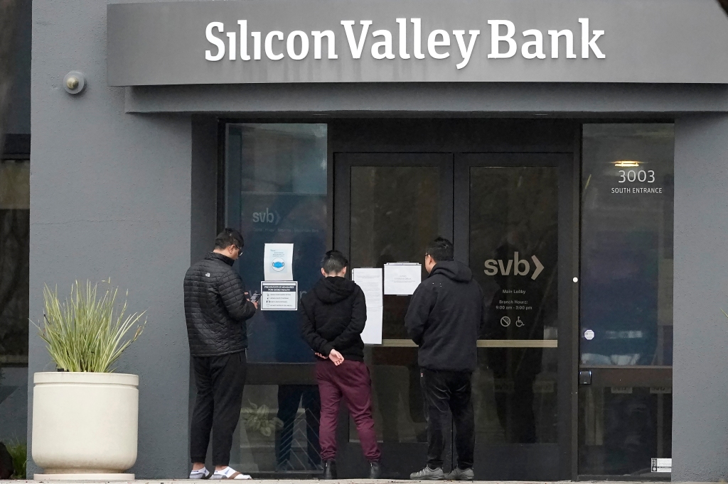 JPMorgan analysts warned about Silicon Valley Bank’s $16B in ‘unrealized losses’ in November