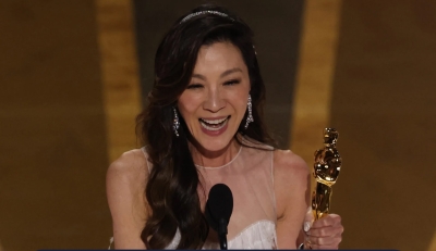 Best Actress Oscar winner Michelle Yeoh dedicates historic win to mother Janet Yeoh (VIDEO)