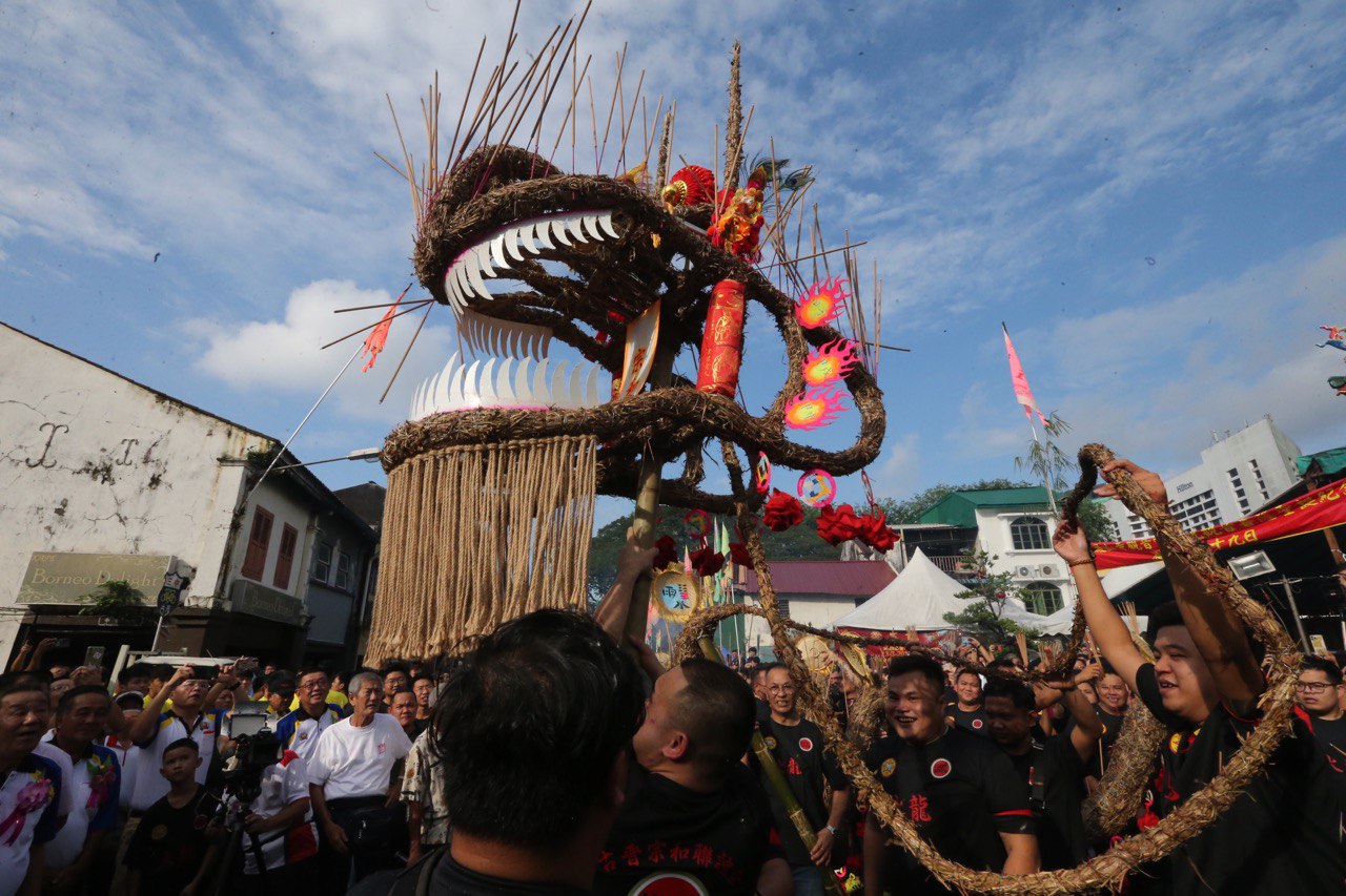 Colourful grand procession parades through Kuching city’s streets for Seng Ong Kong deity’s birthday