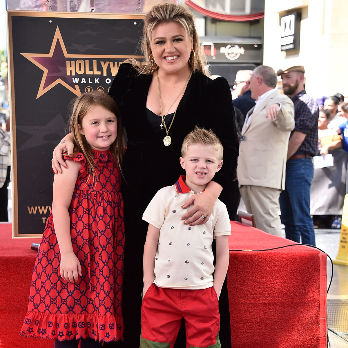 Kelly Clarkson Shares Her Kids’ Heartbreaking Reaction to Brandon Blackstock Divorce