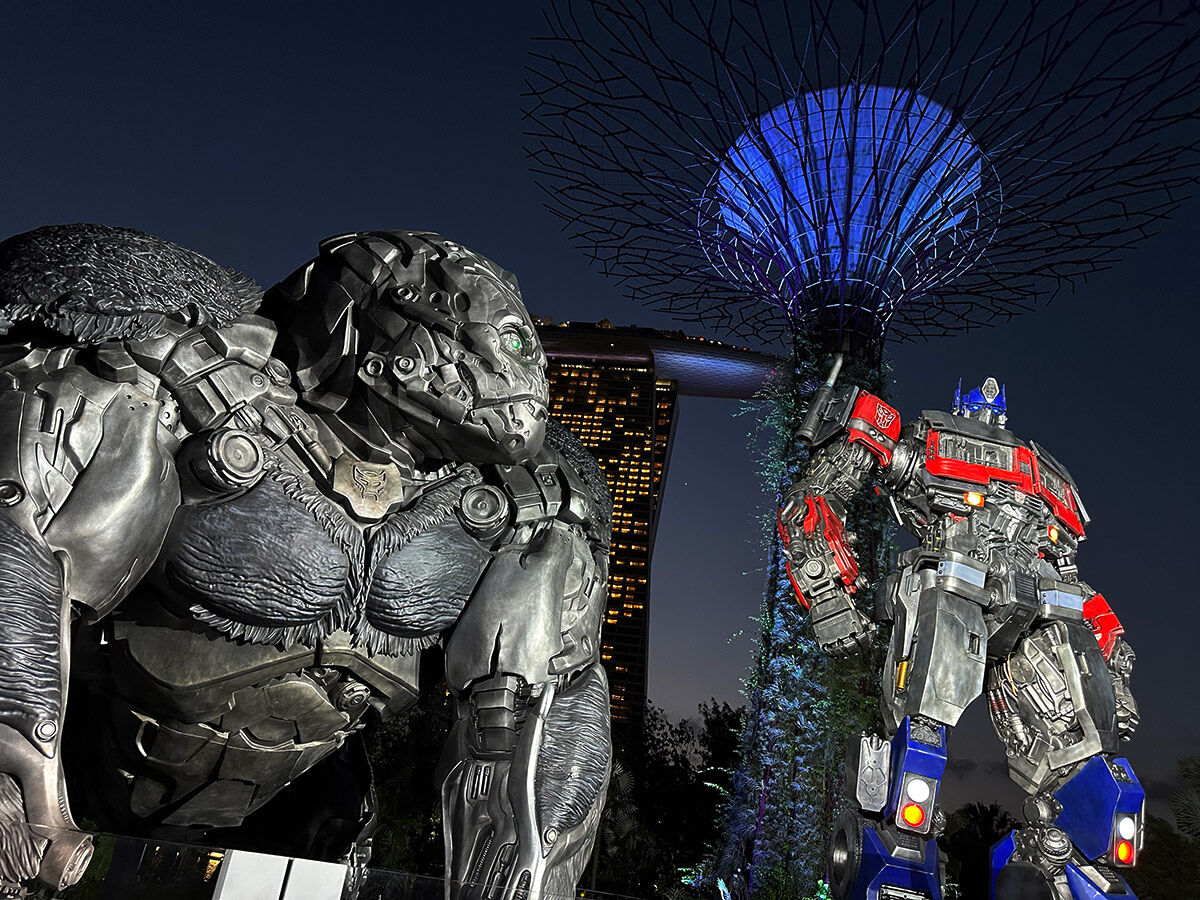 Transformers fans, roll out: Life-sized Optimus Prime and Optimus Primal statues unveiled in Singapore