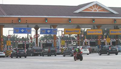 PM will look into TnG monopoly of highway toll collection system
