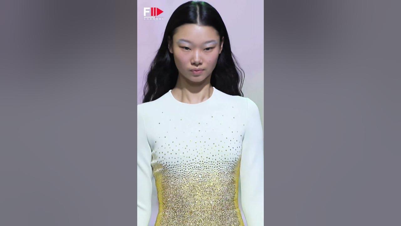 YOON YOUNG BAE Model SS 2023 - Fashion Channel #shorts