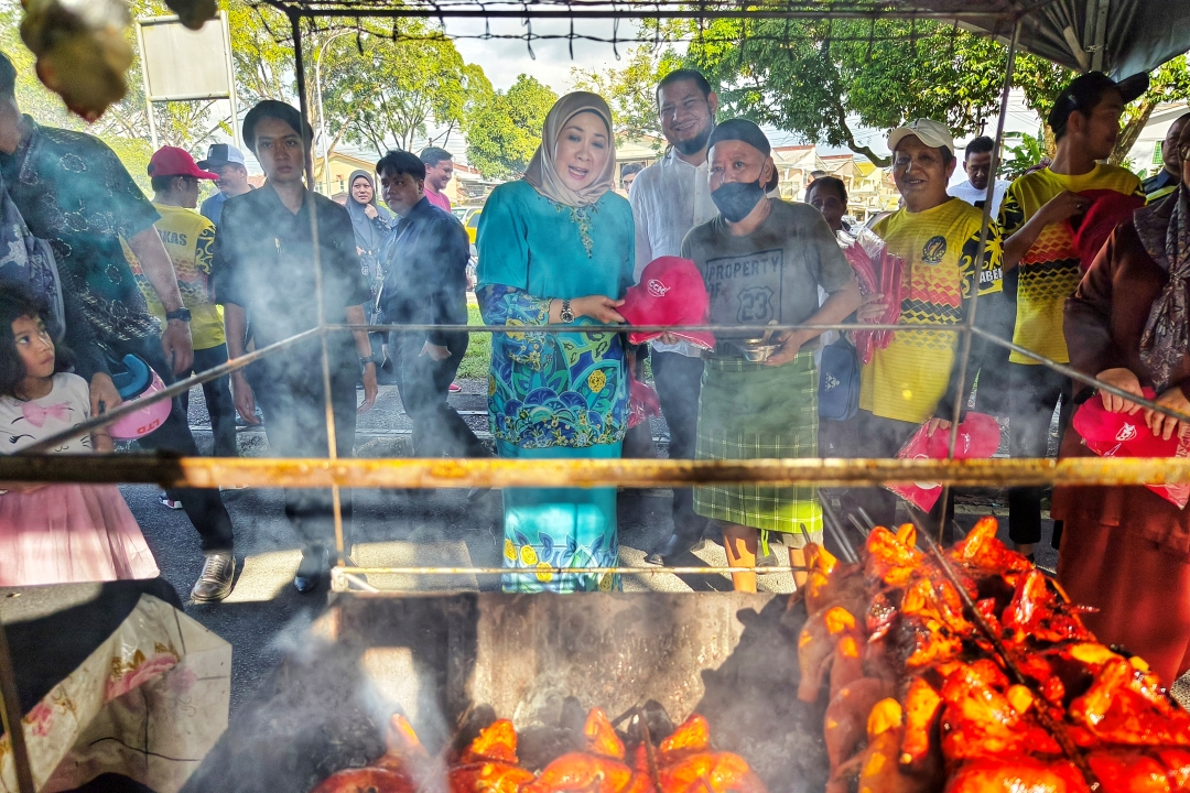 Maintain high hygiene standards to avoid tarnishing image, Sharifah Hasidah reminds Ramadan bazaar traders