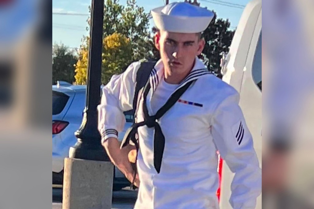 US sailor Séamus Gray missing after night at Illinois bar