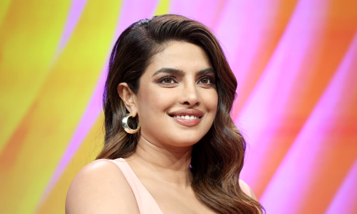 Priyanka Chopra Shares New Photo Of Daughter Malti Marie – And She's ...