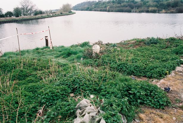 Suspect in brutal murder released 30 years after mum found dead in undergrowth