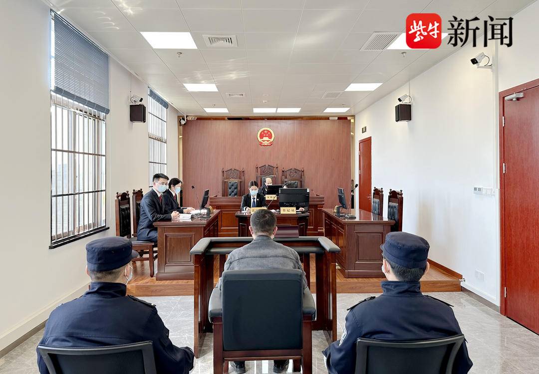 醉酒同事不见了！
醉驾的他以为出意外无奈报警