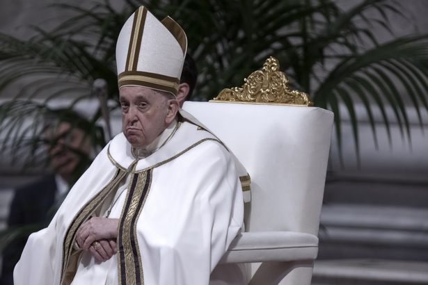 Pope Francis pulls out of Easter event days after being hospitalised with bronchitis