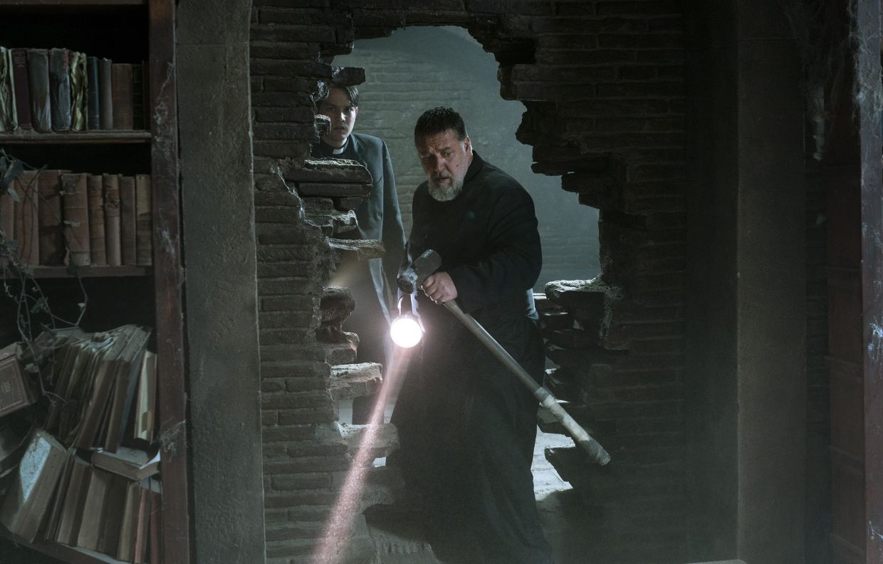 Russell Crowe faces evil in 'The Pope's Exorcist', based on real-life priest