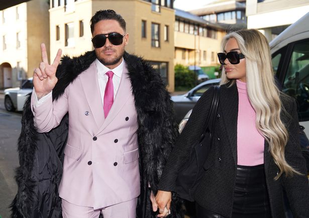 Stephen Bear's fiancé Jessica Smith shares his prison letters and says they 'make her melt'
