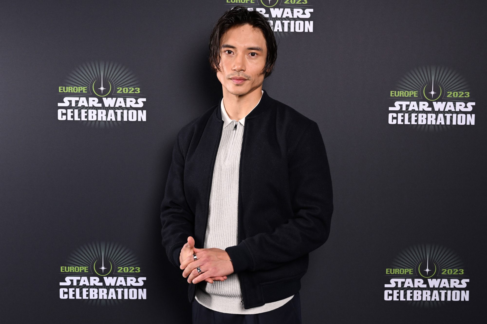 The Acolyte's Manny Jacinto jokes he stole his costars' lightsabers for selfies while filming Star Wars series