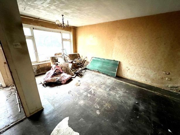 Three-bed home hits market for just £42,500 - but there's a rather grimy catch