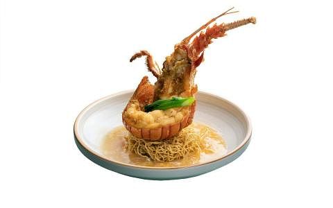 嘉和餐馆以葡萄酒和威士忌佐中餐