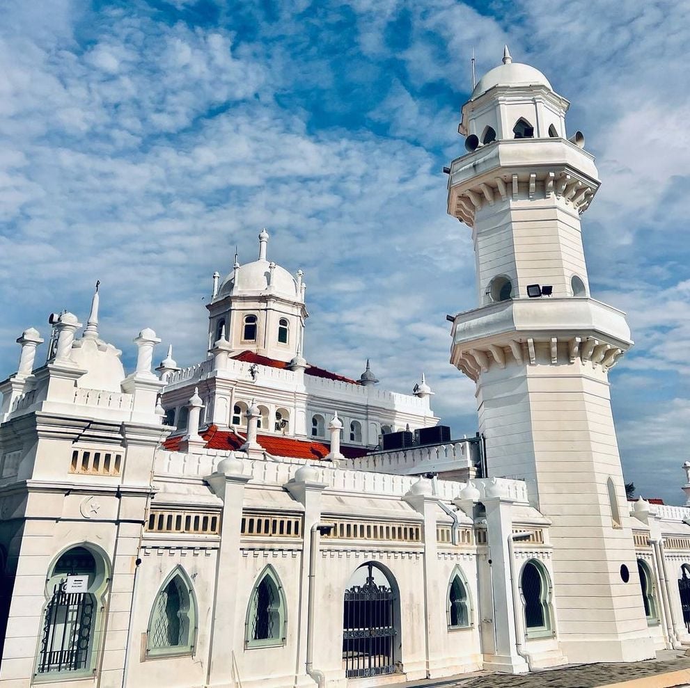 Embrace history, heritage with these 4 beautiful mosques in Selangor