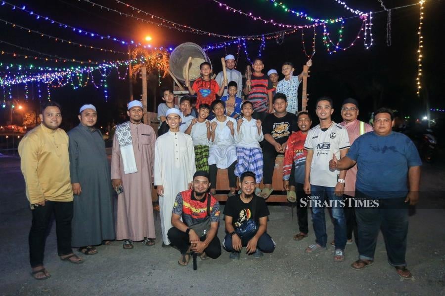 Kampung Jenjarom unique Beduk procession keeps age-old Hari Raya traditions alive [NSTTV]