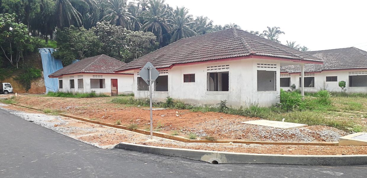 Kampung Koskan houseowners happy project now has infrastructure