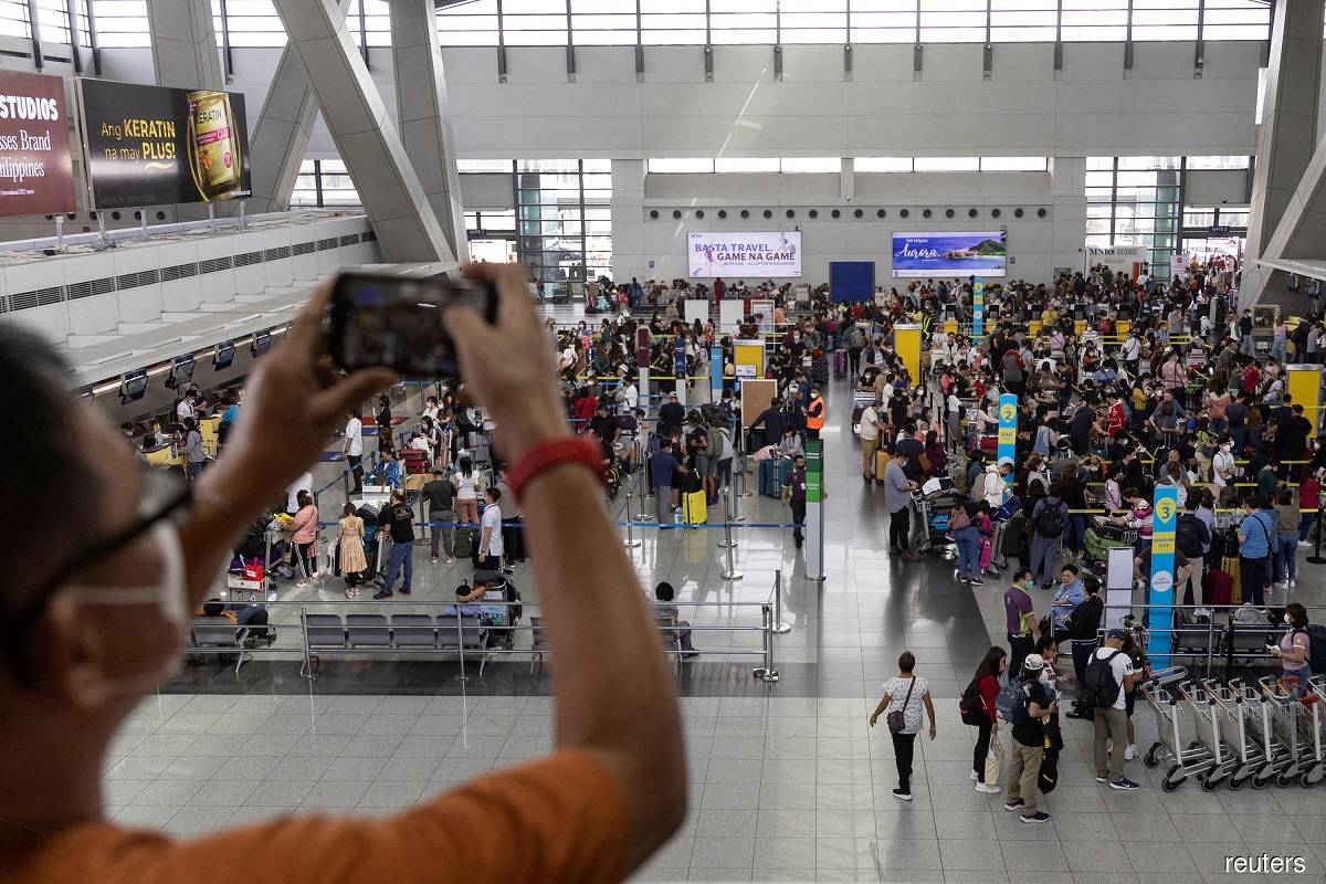 Congested Philippine airport gets new upgrade pitch from tycoons