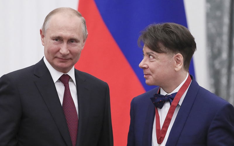 Russian fashion designer Valentin Yudashkin dies at 59