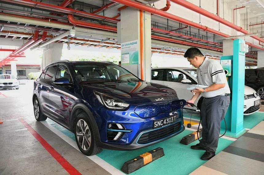 Smart carpark and EV charging system that tackles space hogging launched at NTU