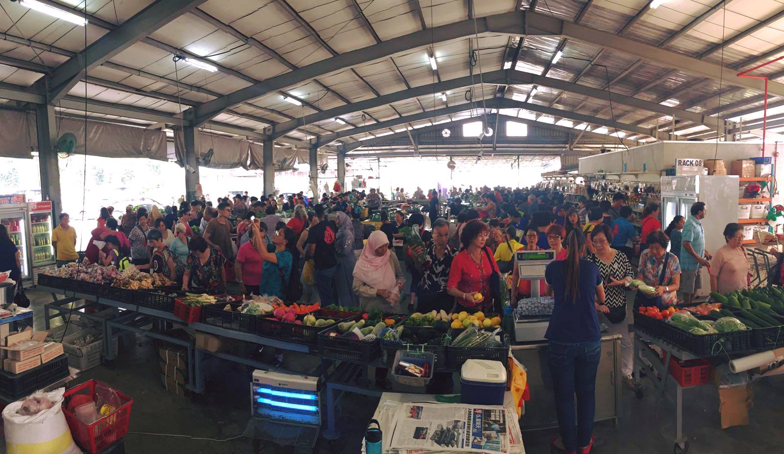 Find Local Produce in These Farmers' Markets in Singapore