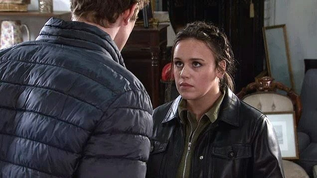 Coronation Street spoiler video: Jackson takes spiteful action as Faye begs him to hide from Craig