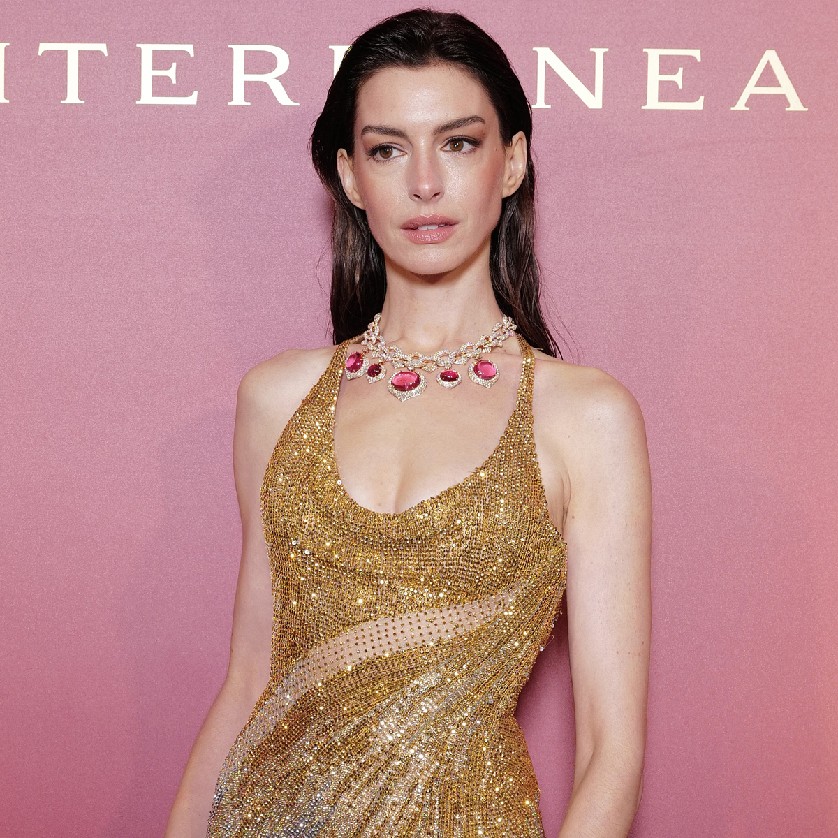 Anne Hathaway's Stylist Erin Walsh Explains the Star's Groundbreaking Fashion Era